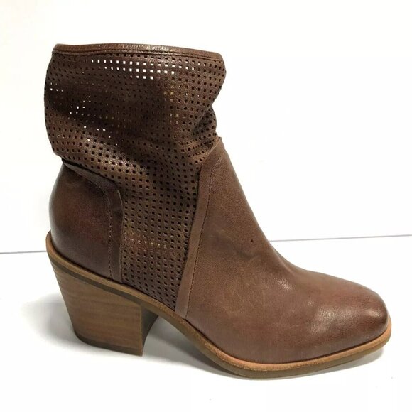 Sofft Chantley Womens Boots Brown Leather Size US6 M EUR37 - Picture 1 of 6